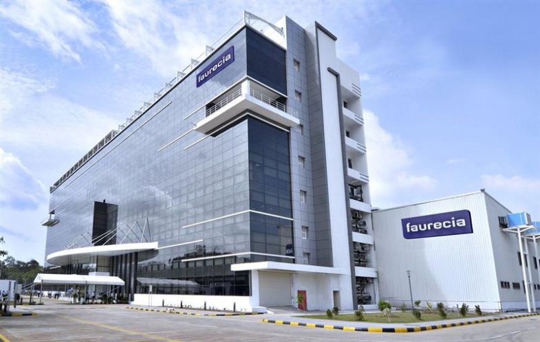Faurecia se dit prêt à traverser la crise