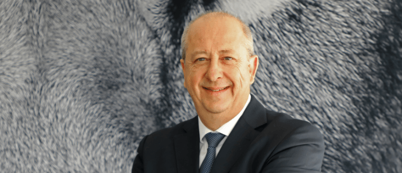 Jean-Philippe Imparato, DG Peugeot : "La France a besoin d'un plan automobile sérieux à 10 ans centré sur le véhicule électrique"