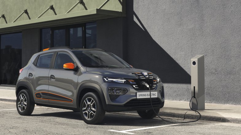 Dacia dévoile la Spring, la citadine électrique à un prix "imbattable"