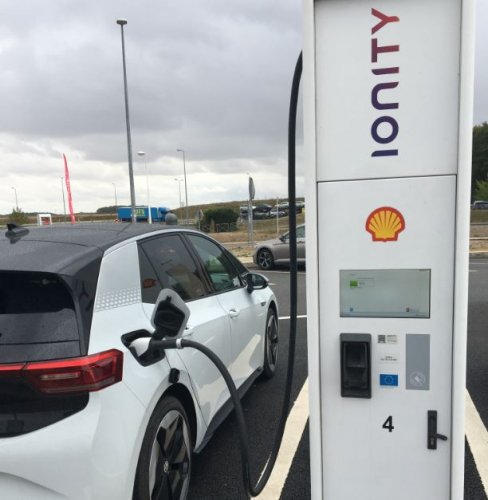 Les limites de la demande de bornes publiques de recharge