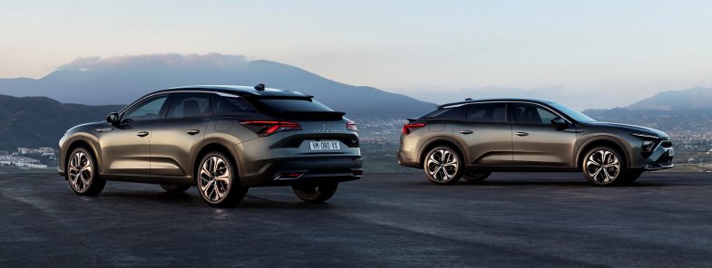 Avec C5 X, Citroën invente le break au look de SUV