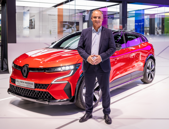 Fabrice Cambolive, directeur ventes et opérations Renault : "Nous avons mis le produit au cœur du processus de décision"