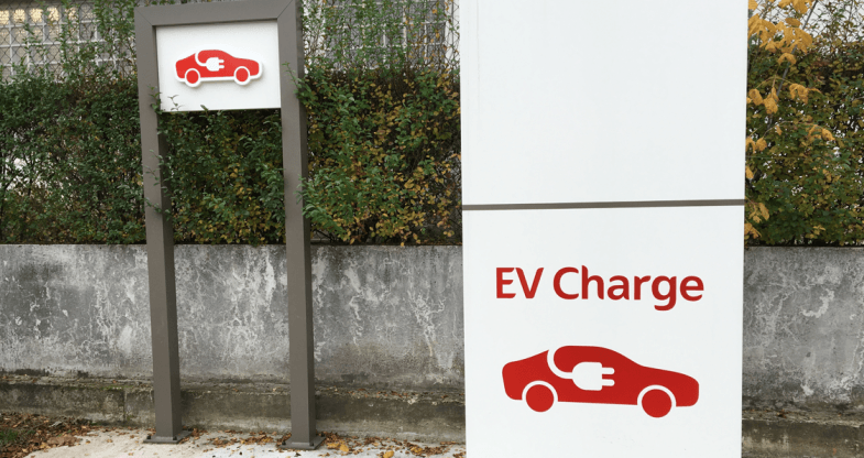 Bornes de recharge : une étude de Siemens Financial Services chiffre l’investissement en Europe à 39 milliards d’euros d’ici 2026