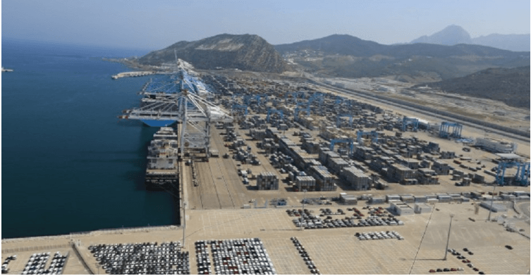 Commerce extérieur automobile français 2021 : le déclin se poursuit