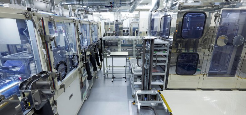 Nissan crée une usine prototype pour la fabrication de batteries solides