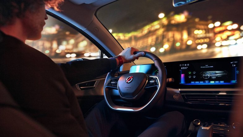 Mobilize  lance à Madrid son premier véhicule dédié aux taxis et VTC