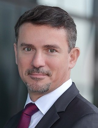 David Meneses nommé directeur RH et développement durable de Plastic Omnium