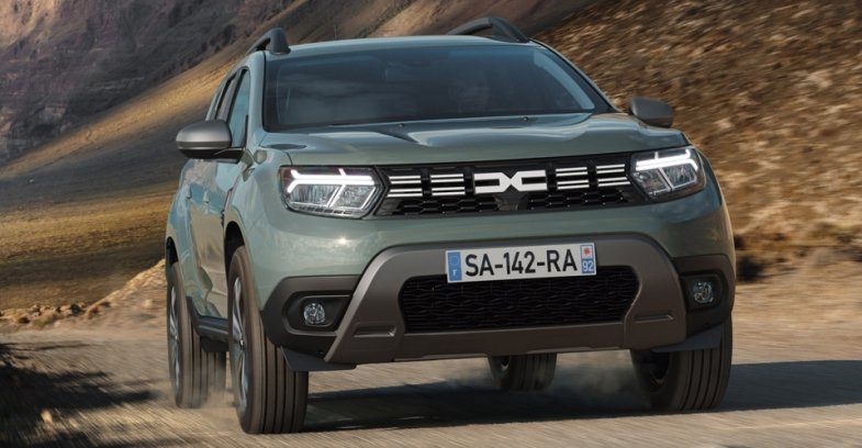 La gamme Dacia adopte aujourd’hui le nouvel emblème de la marque