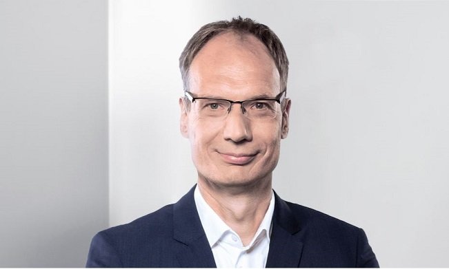 Michael Lohscheller successeur de Mark Russell à la présidence de Nikola Corporation