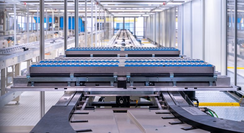 BMW poursuit ses investissements dans la production de batteries et de cellules en Allemagne