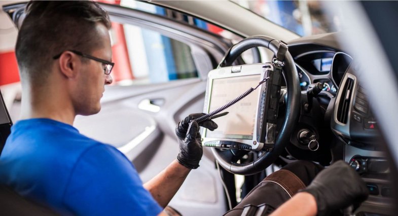 Accès aux données techniques : les équipementiers se positionnent en tiers de confiance