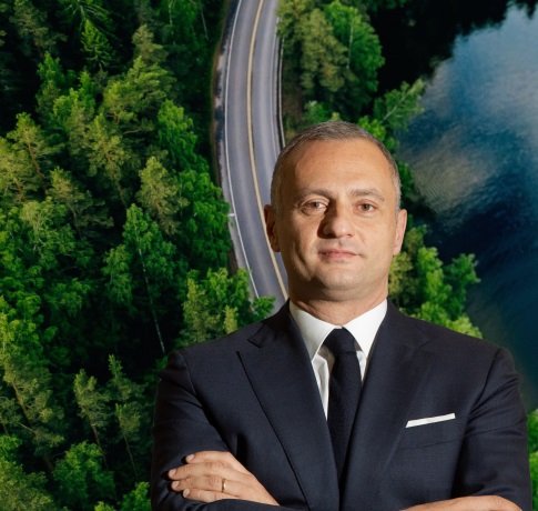 Francesco Calcara nommé directeur des opérations de Free2move eSolutions