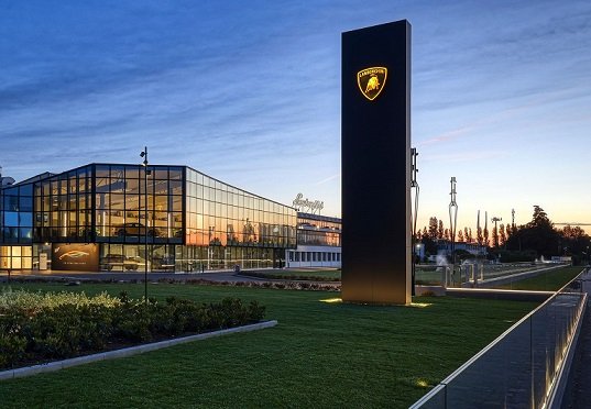 Lamborghini a amélioré son record de ventes au premier semestre