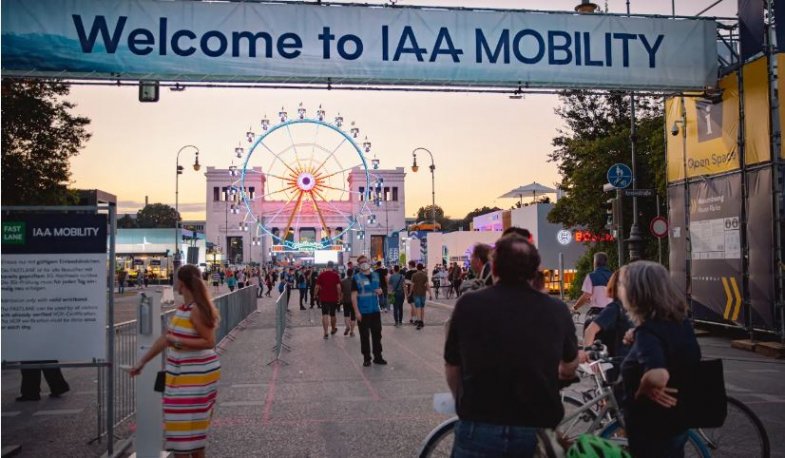 Automobile : la concurrence chinoise et Tesla en vedettes au salon de Munich