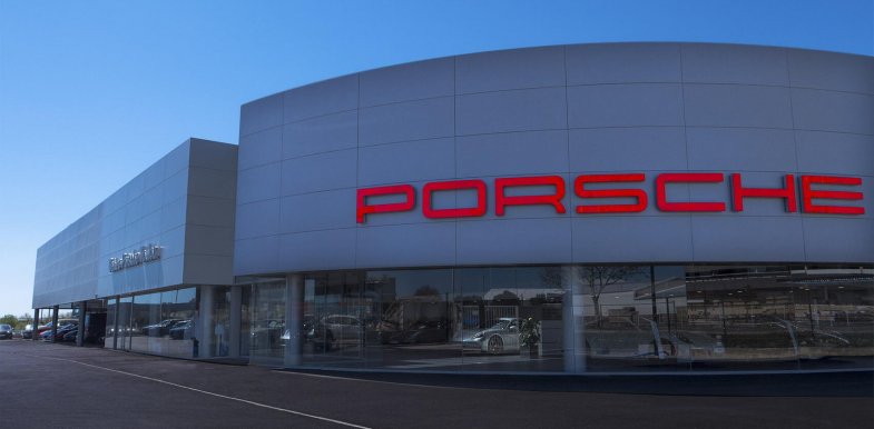 Le groupe Lombardot cède sa plaque varoise à l'exception de Porsche