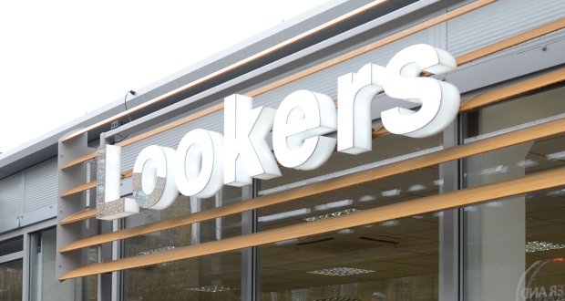 Le groupe Lookers repris par un groupe de distribution canadien