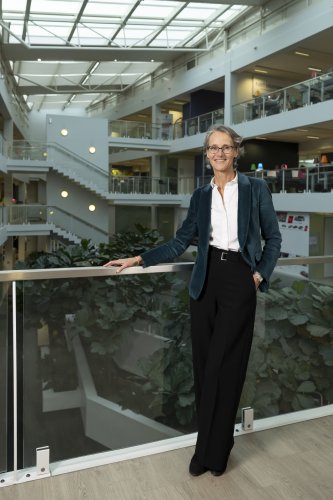 Dorothée Bonassies, une icône de l’auto qui donne des ailes aux femmes !