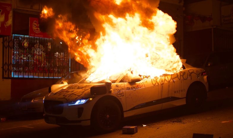 Un dernier clou sur le cercueil de la voiture autonome ?