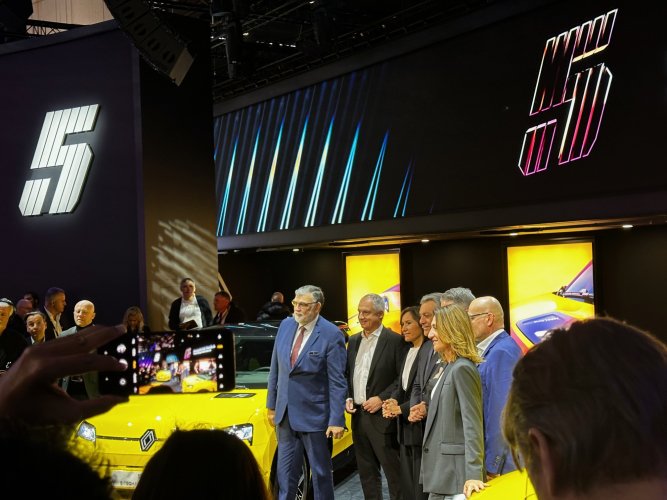 La R5, coup de cœur de Luca de Meo