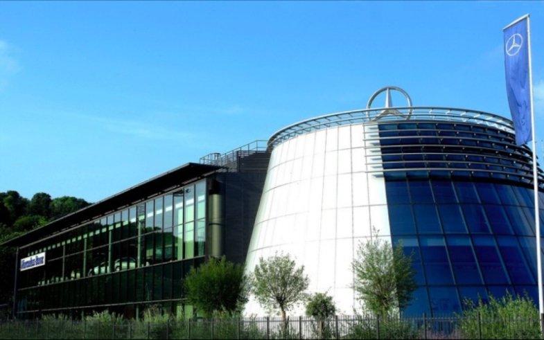 Le groupe Como en négociation pour la reprise de Mercedes-Benz Retail Paris