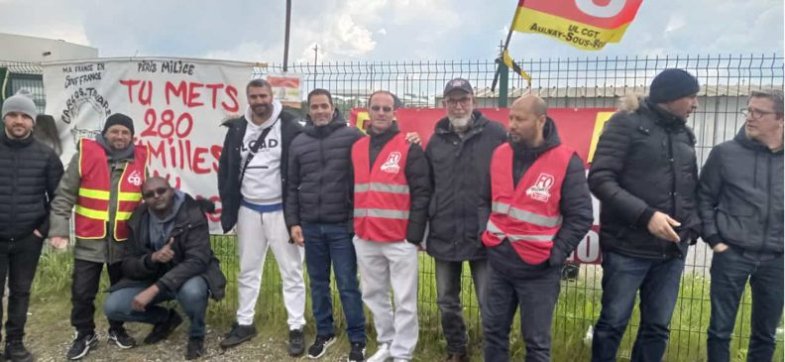 Trois usines Stellantis à l'arrêt à cause d'une grève chez un fournisseur