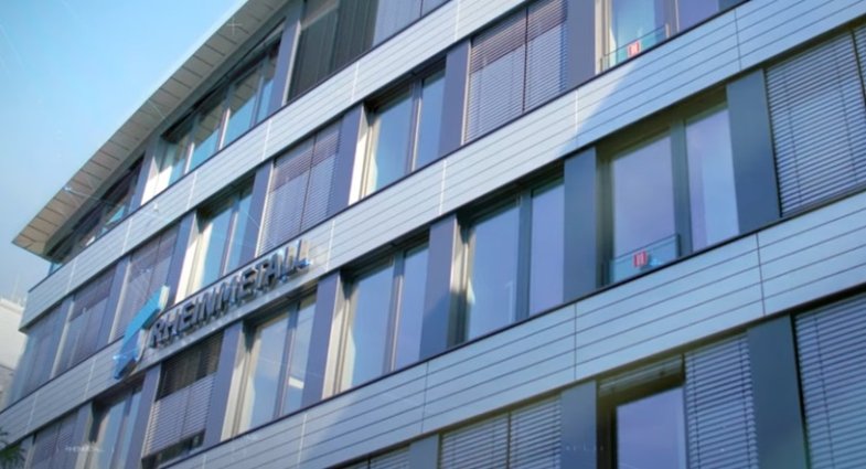 Allemagne : des salariés de l'automobile reconvertis dans la production d'armes