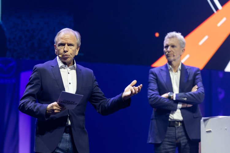 Le groupe Lempereur réuni en convention