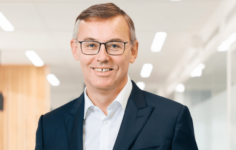 Alain Favey, DG de Peugeot : "renforcer notre performance en France est une absolue priorité"