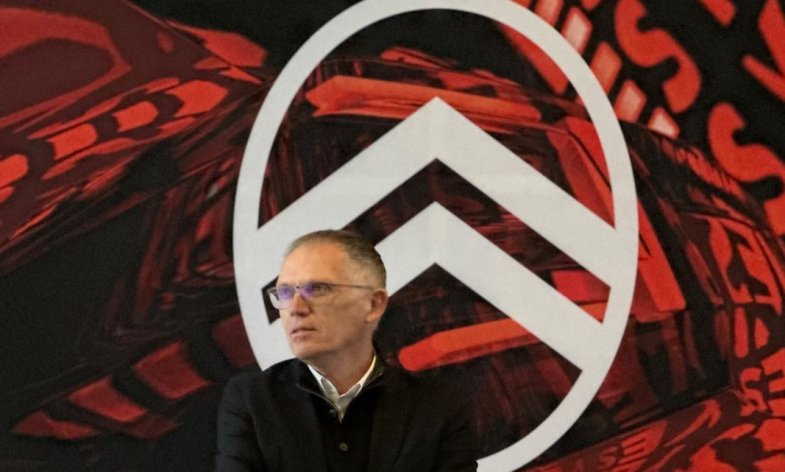 Derrière la polémique sur le chèque de Carlos Tavares, la question de l’ampleur des dégâts