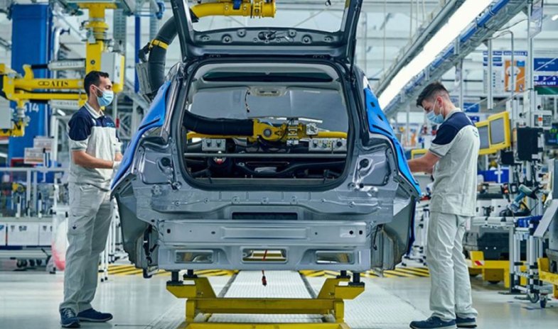 La très bienvenue défense du "club med" par Luca De Meo et John Elkann