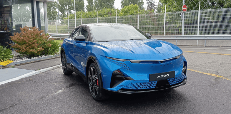 Alpine démarre la production de l’A390 à Dieppe