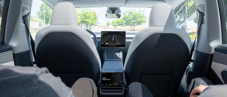 L'action de Tesla décolle après le lancement de ses taxis sans chauffeur
