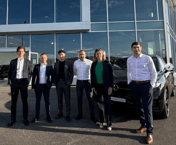 Cars Lovers déménage Volkswagen à Poissy