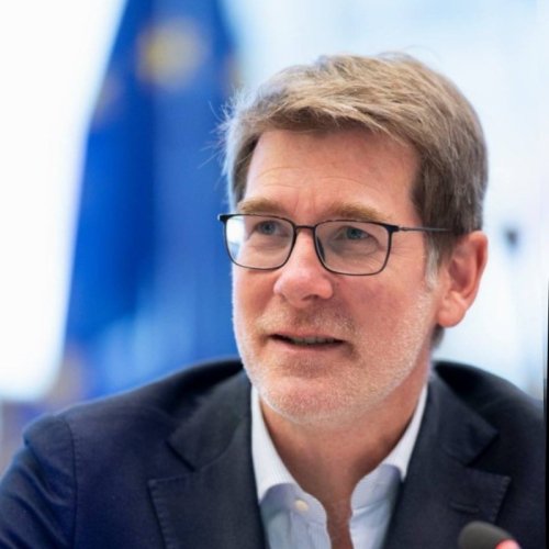 Normes CO2 : Pascal Canfin plaide pour des politiques publiques d'accompagnement sans remise en cause du cap de l’électrification