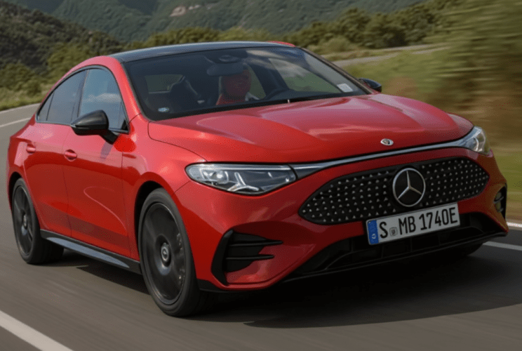 Mercedes-Benz abaisse ses objectifs annuels du fait des droits de douane américains