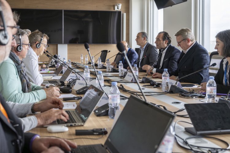 Antonio Filosa meets with unions to restore confidence among French teams